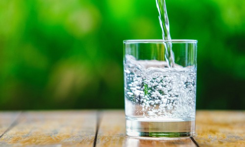 Dehydration: Diese Symptome machen den Wassermangel gefährlich!